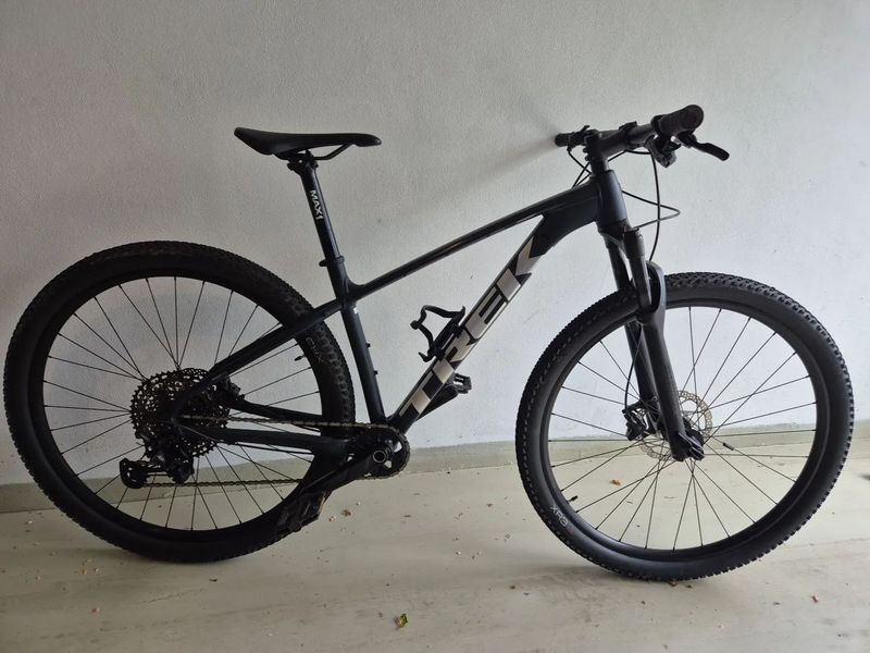 Trek Horské kolo Trek X-Caliber 9 velikost M