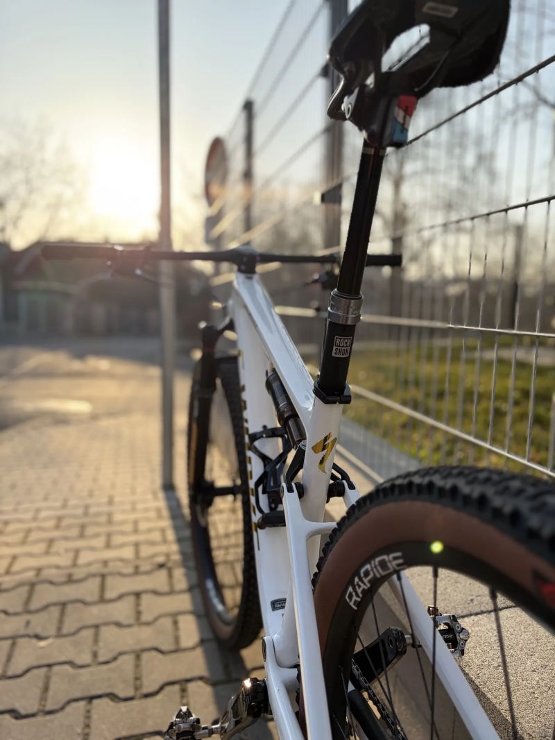Specialized Epic Carbon, M (GX AXS + Reverb AXS, SID Ultimate) 