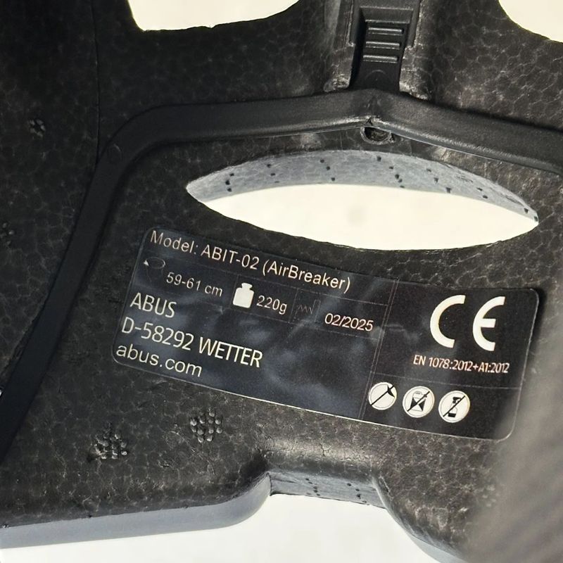 Cyklistická helma Abus AirBreaker Gleam Silver Large