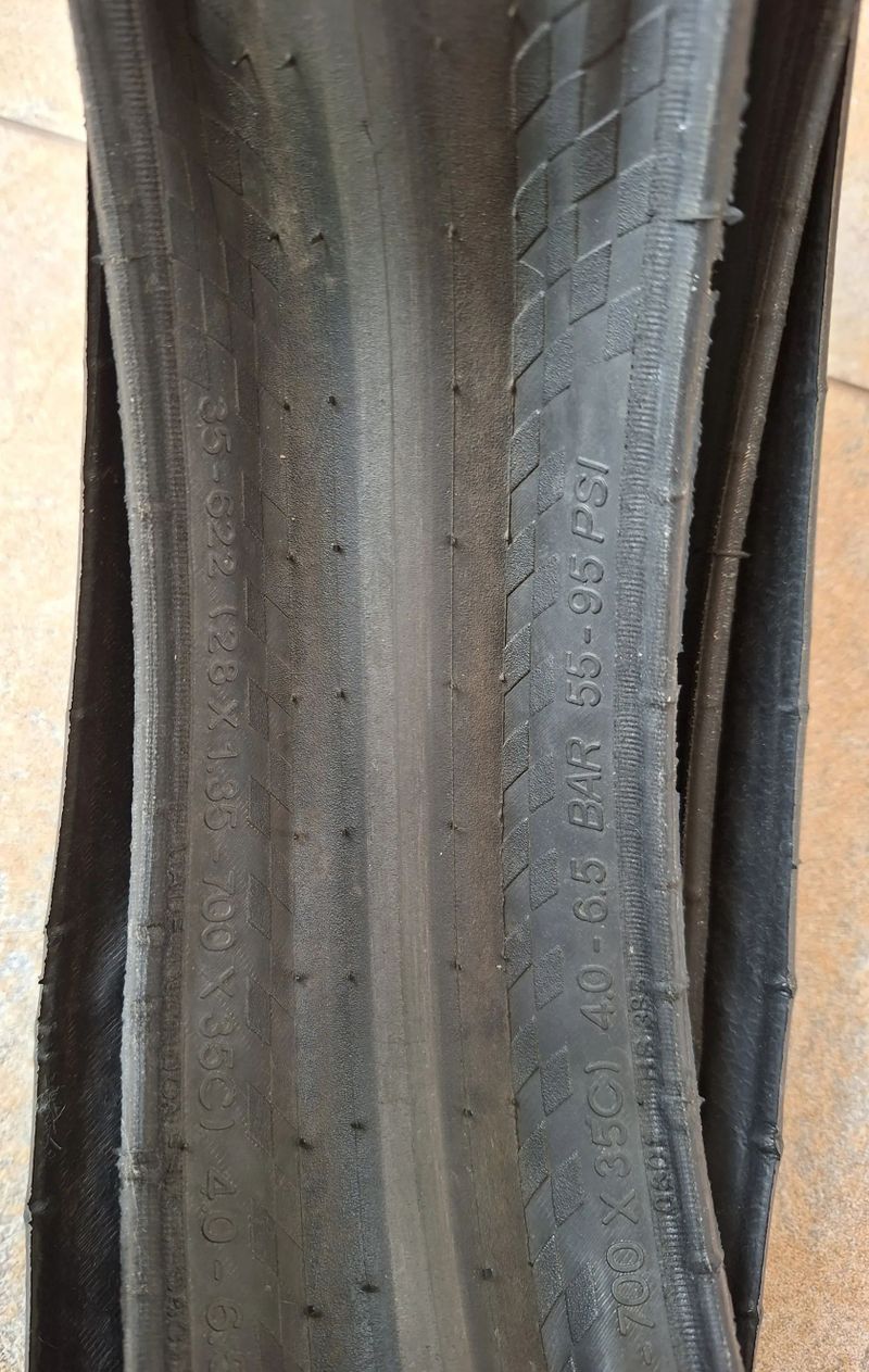 Schwalbe Kojak 35-622 (RaceGuard, Performance)