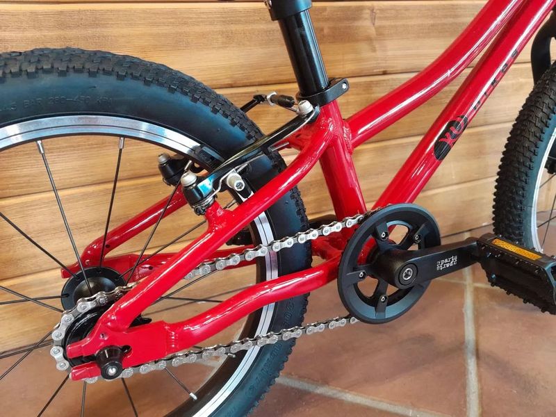KUbikes 16S červené - NOVÉ - od 95 cm, 5,65 kg vč. pedálů