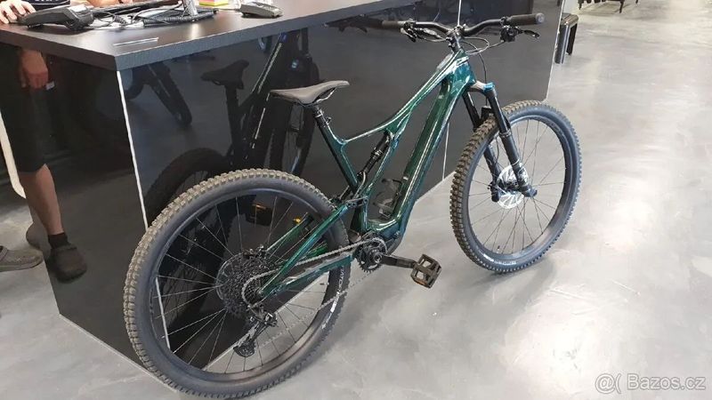 Specialized Turbo LEVO SL karbon
