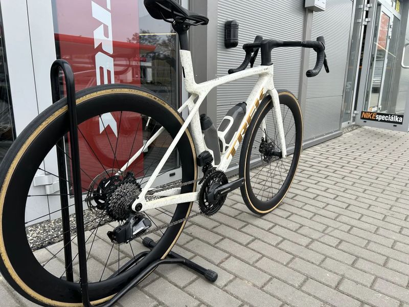 Trek Madone SLR 7 AXS Gen 8, vel. S
