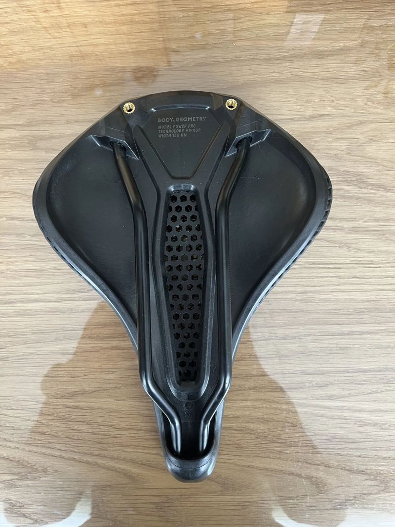 Prodám NOVÉ cyklistické sedlo Power Mirror Pro 155