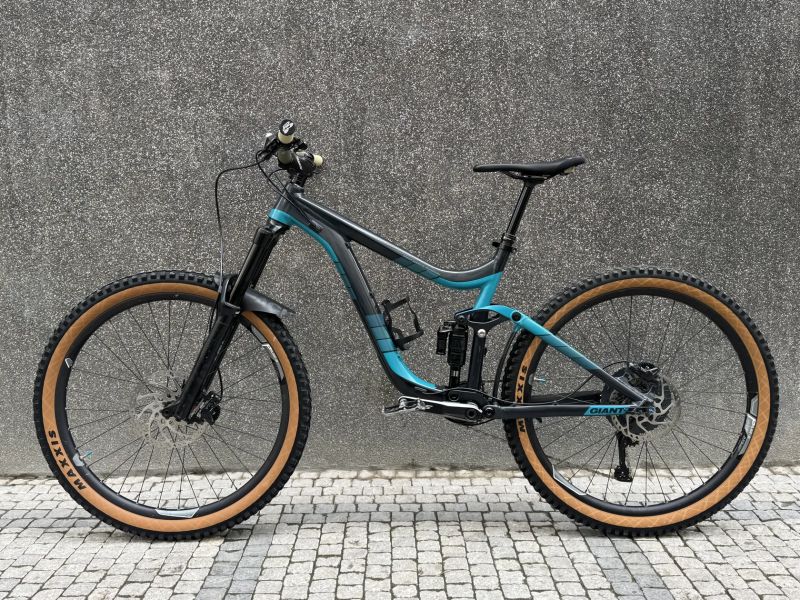 Giant Reign, 27.5",Velikost M