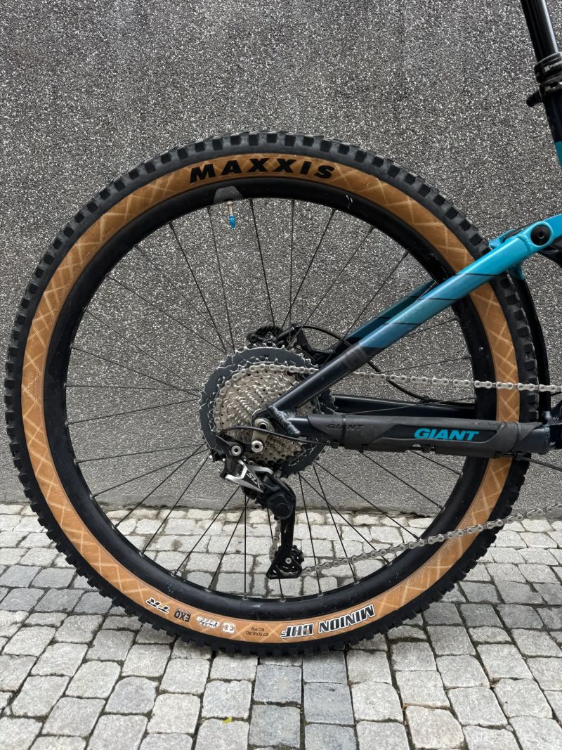 Giant Reign, 27.5",Velikost M