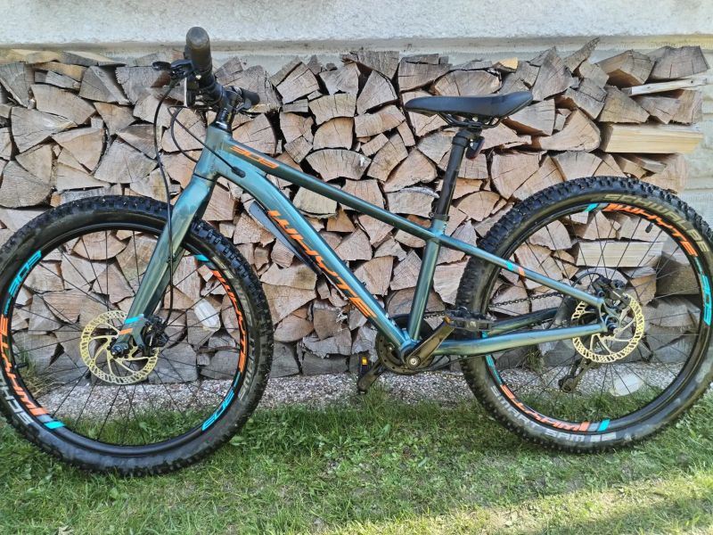 24" dětské kolo WHYTE 303 PETROL
