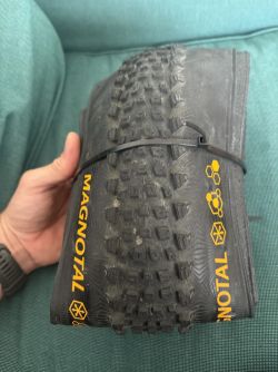 Continental Magnotal trail grip 29x2,4