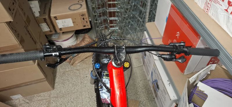 Mondraker Carbon foxy R