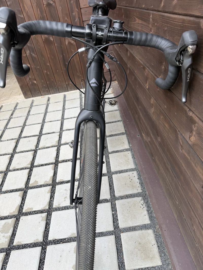 Merida Silex 700 + Mavic Aksium Elite Evo UST Disc CL 28" silniční