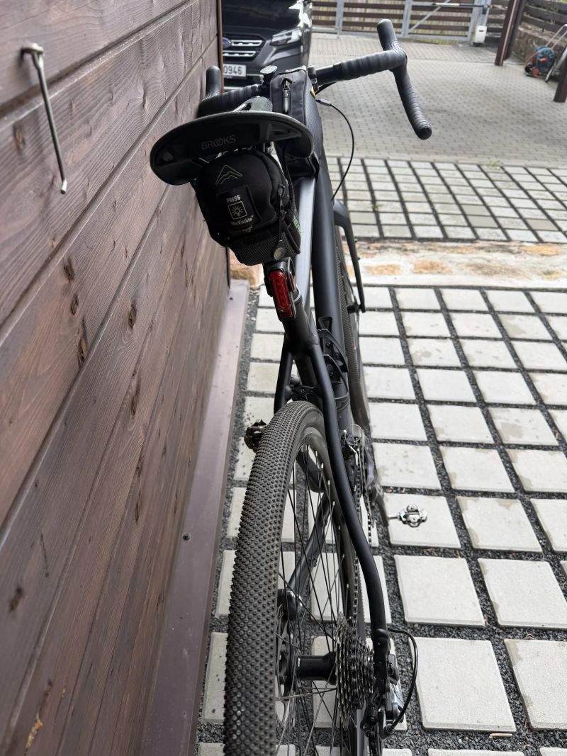 Merida Silex 700 + Mavic Aksium Elite Evo UST Disc CL 28" silniční