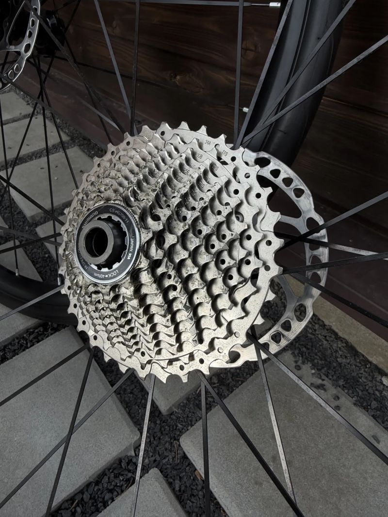 Merida Silex 700 + Mavic Aksium Elite Evo UST Disc CL 28" silniční