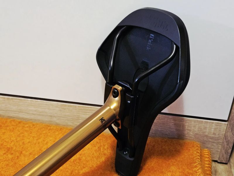 Nové sedlo Fizik Terra Aidon X5 Kium 145mm