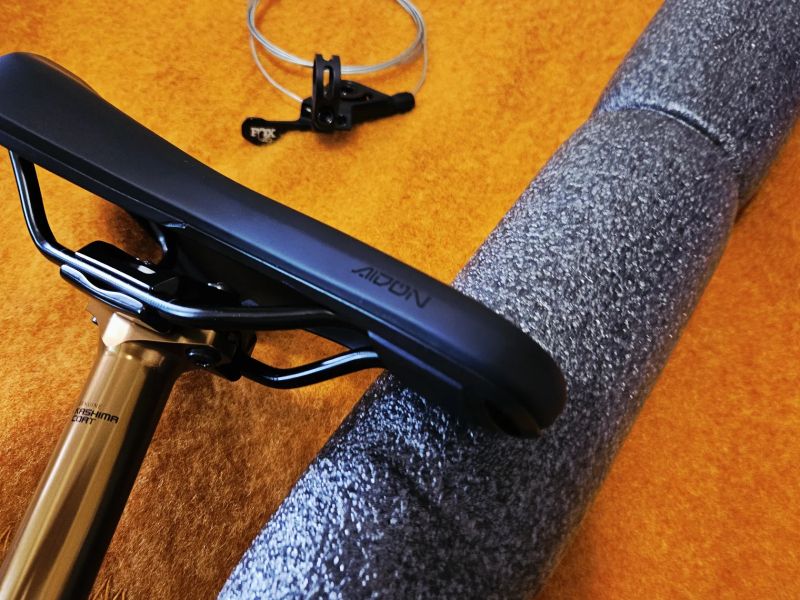 Nové sedlo Fizik Terra Aidon X5 Kium 145mm