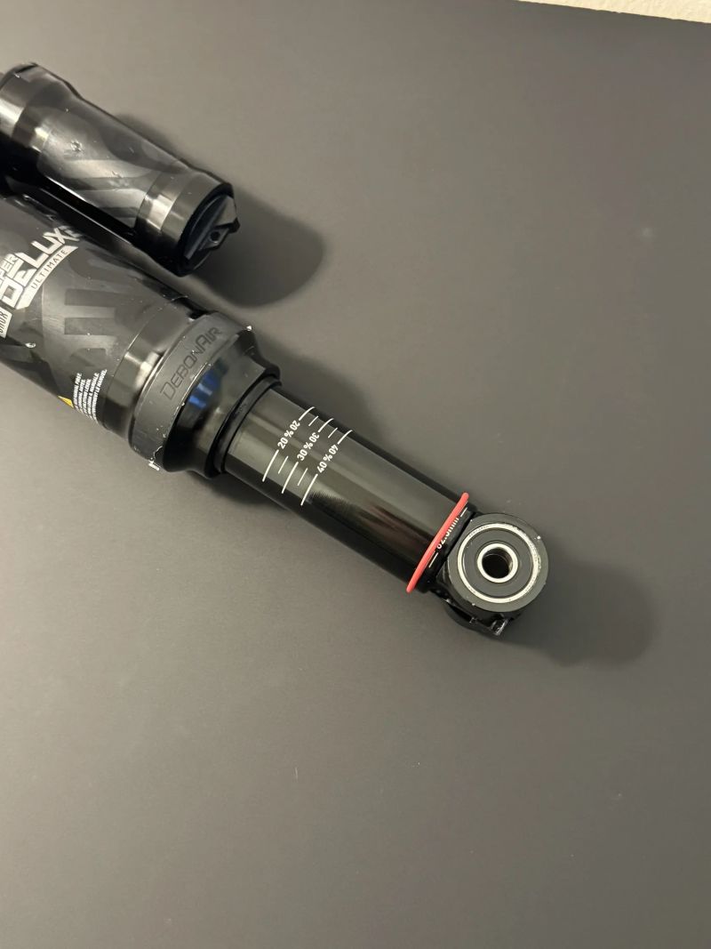 Tlumič RockShox Super Deluxe Ultimate 