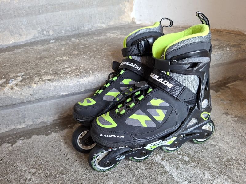  Dětské nastavitelné inline brusle - Rollerblade Spittfire TS vel. 33-36,5 (21-23 cm)