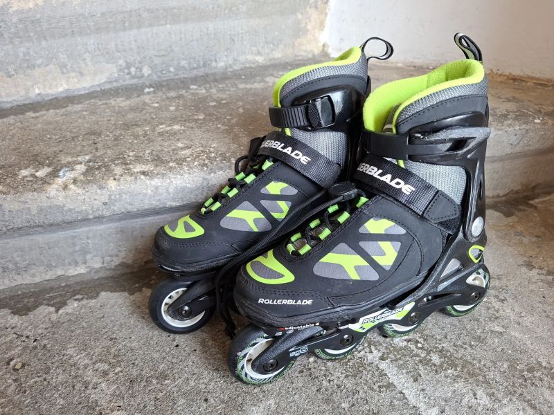  Dětské nastavitelné inline brusle - Rollerblade Spittfire TS vel. 33-36,5 (21-23 cm)
