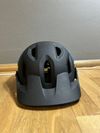 Oakley DRT MIPS MTB helma