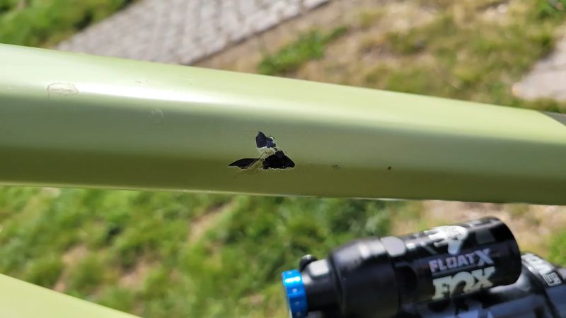 Canyon Spectral CF8 - vel. S (do 170cm)