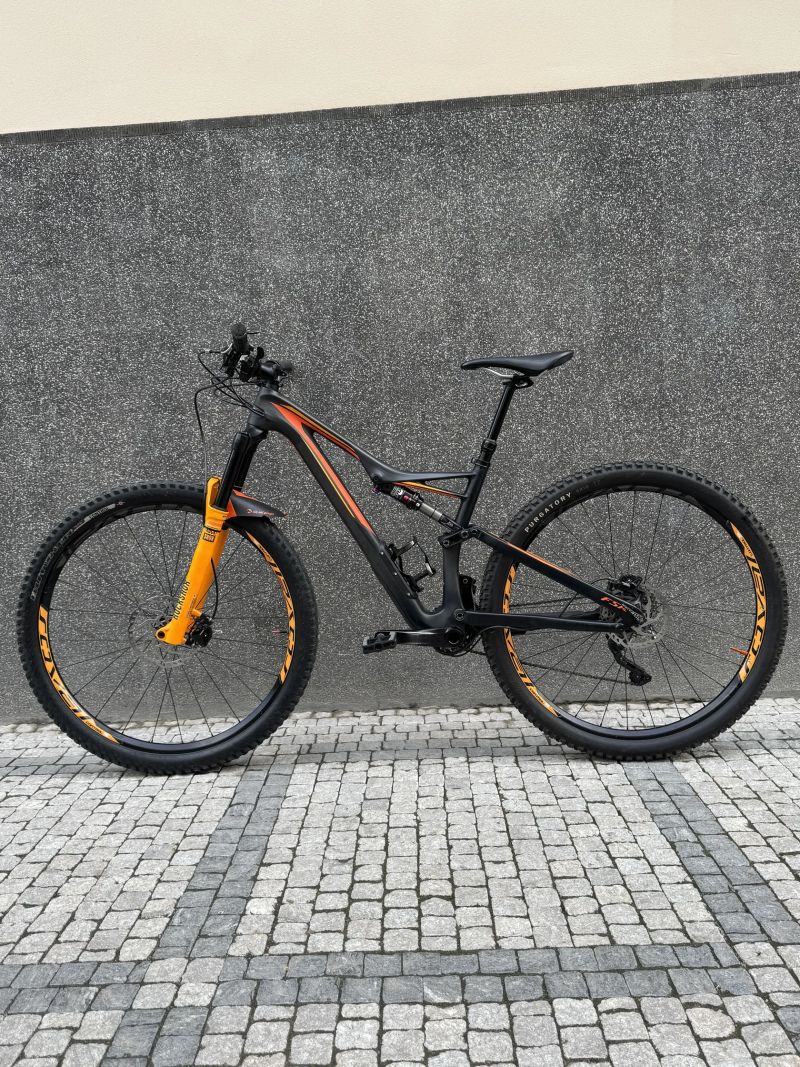 Specialized Stumpjumper FSR Comp Carbon 29", velikost M