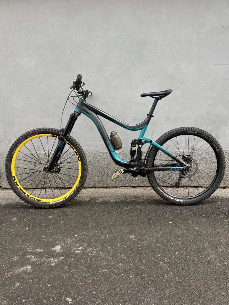 Giant Reign 27.5", velikost M