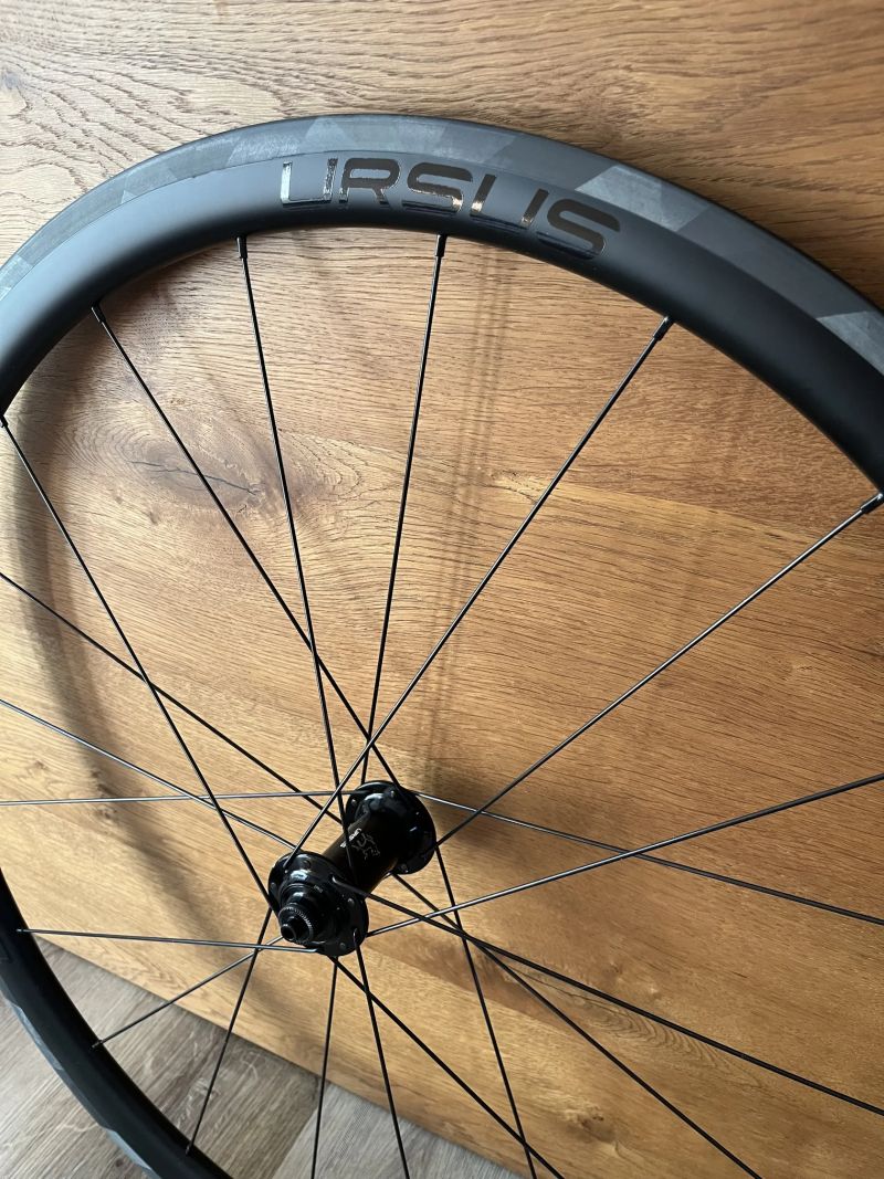 Karbónové kolesá (nové) Ursus Ts37 galúskové
