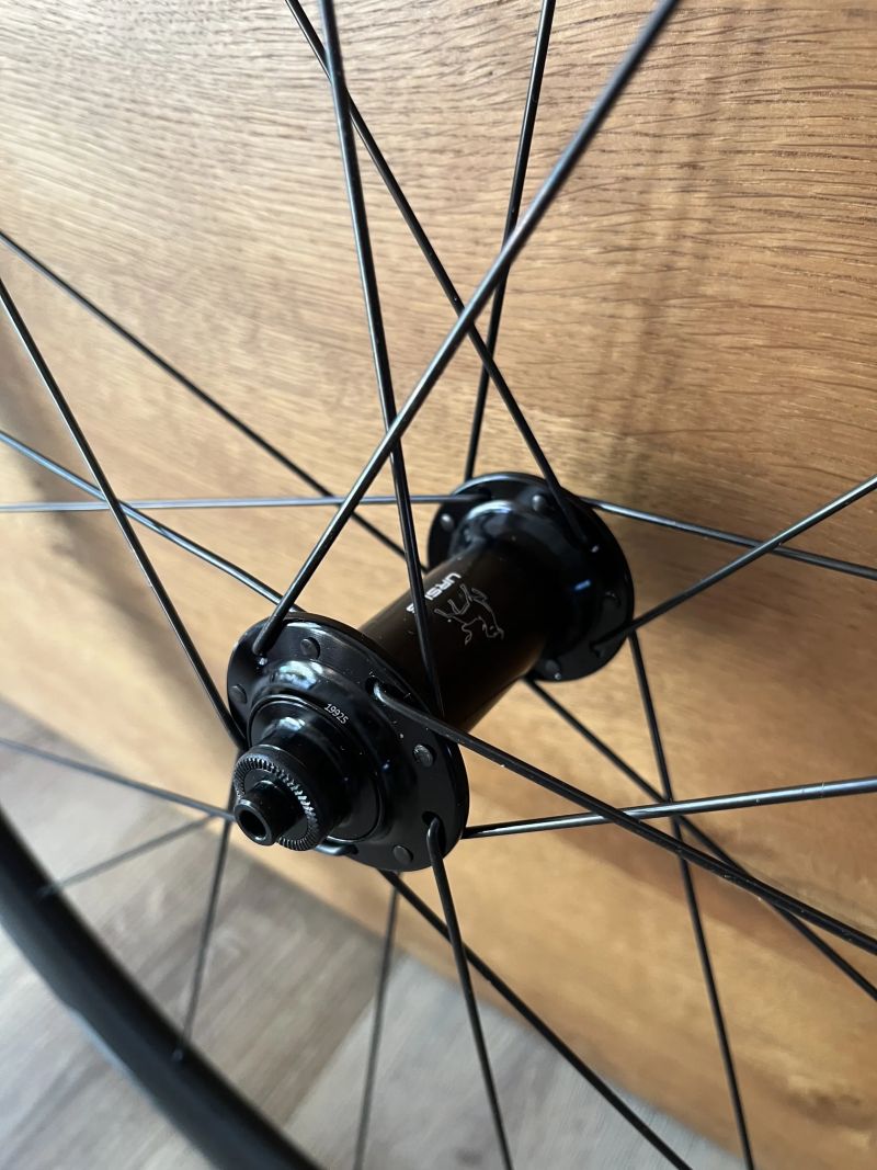 Karbónové kolesá (nové) Ursus Ts37 galúskové