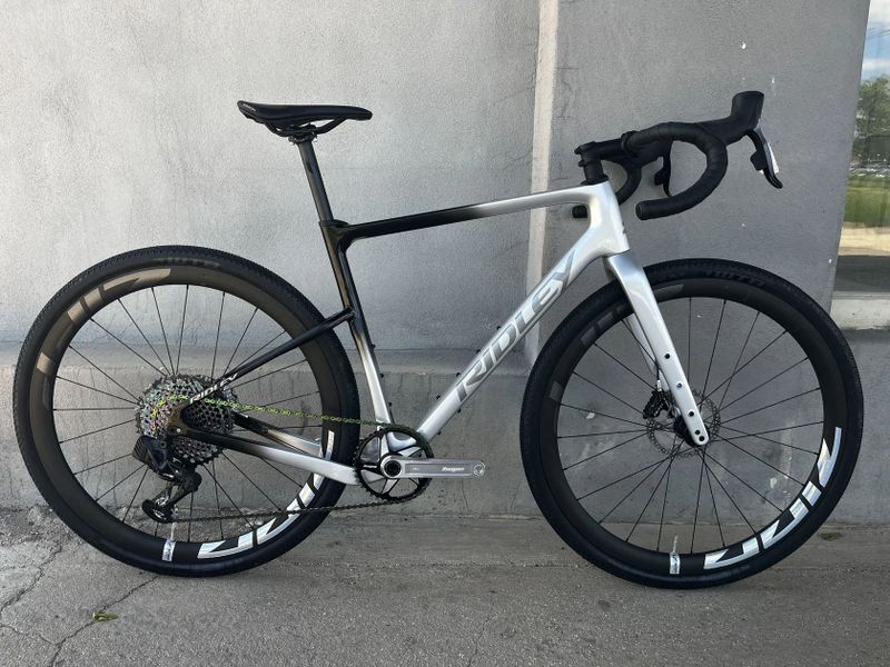 Gravel kolo Ridley Kanzo Adventure Custom Fade vel. S Sram XX1 AXS / Sram Force AXS, Zipp, Hope 