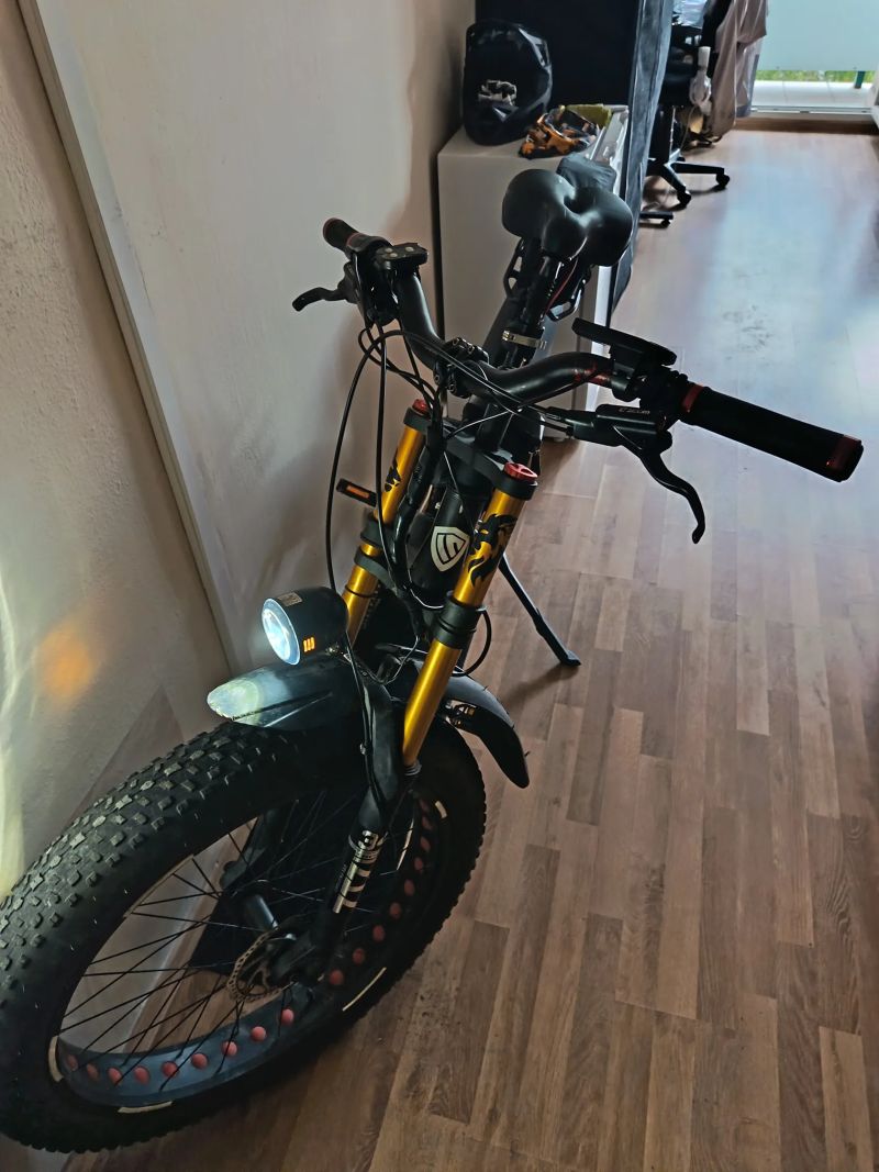Vlastní stavba bafang 1000w (tempomat+rekuperace)