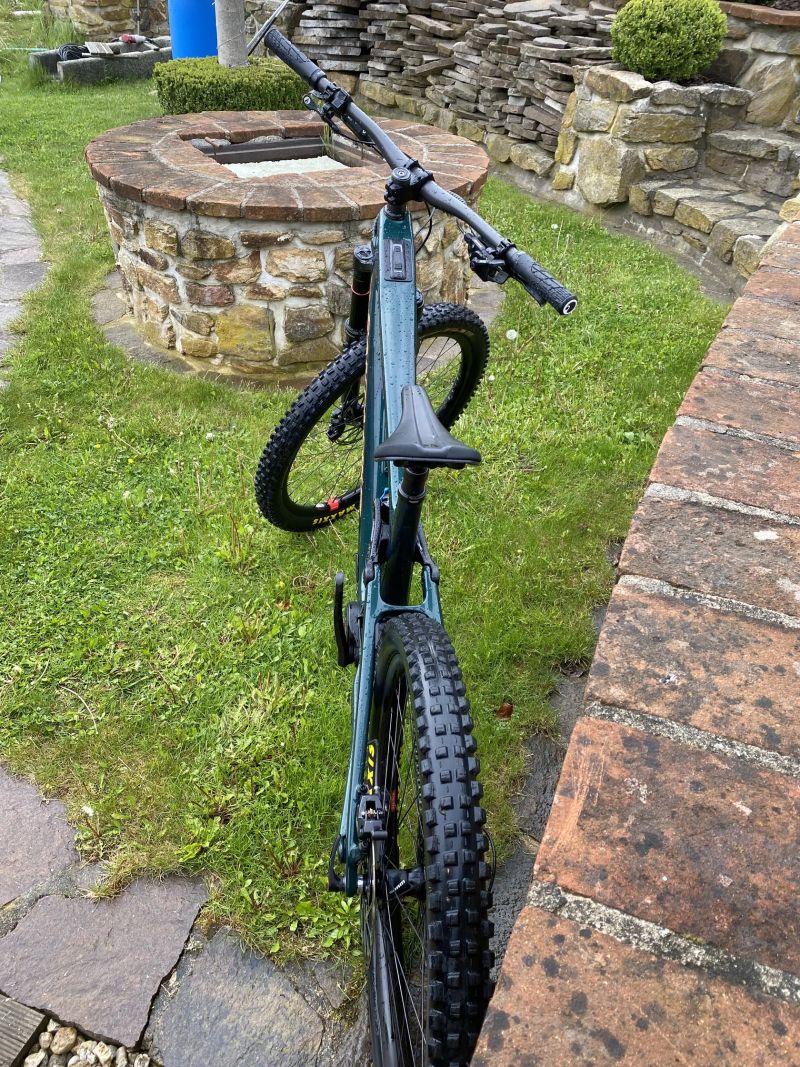 Santa Cruz Vala C 70