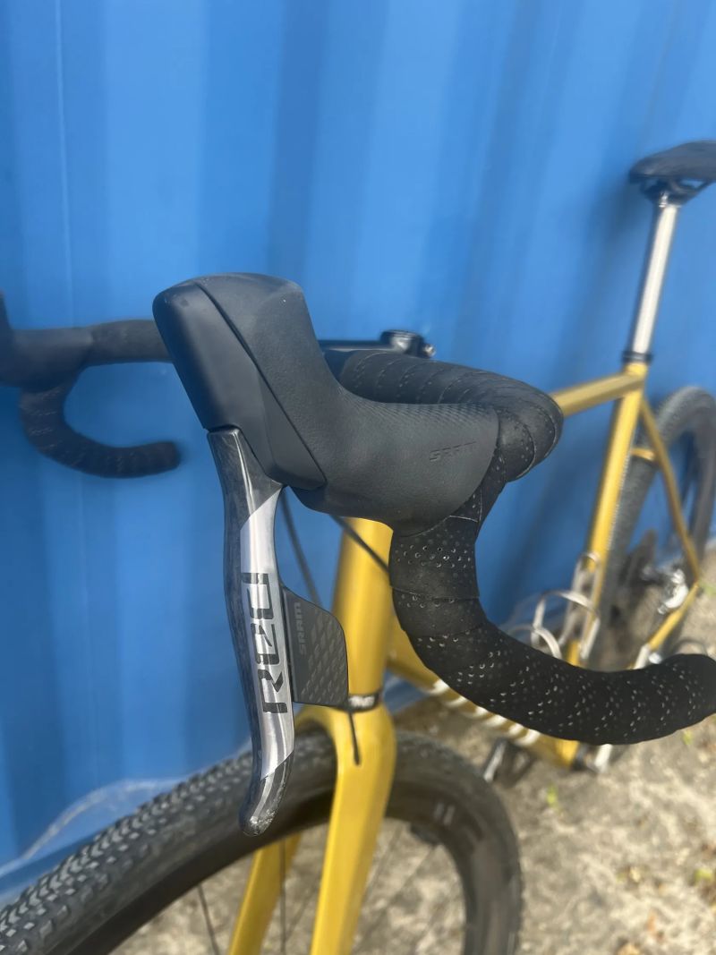 Sram RED AXS páky + třmeny 