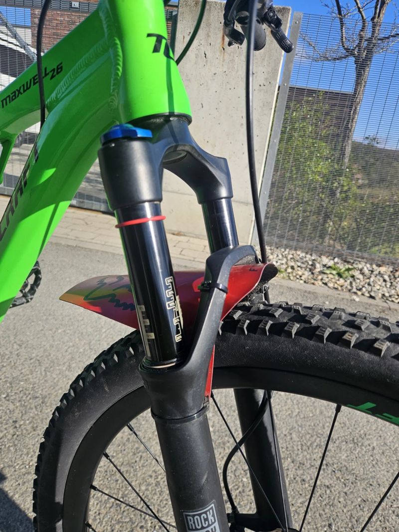 Trailcraft Maxwell 26 – Špičkový dětský full (XTR/XT, teleskop), váha 12 kg