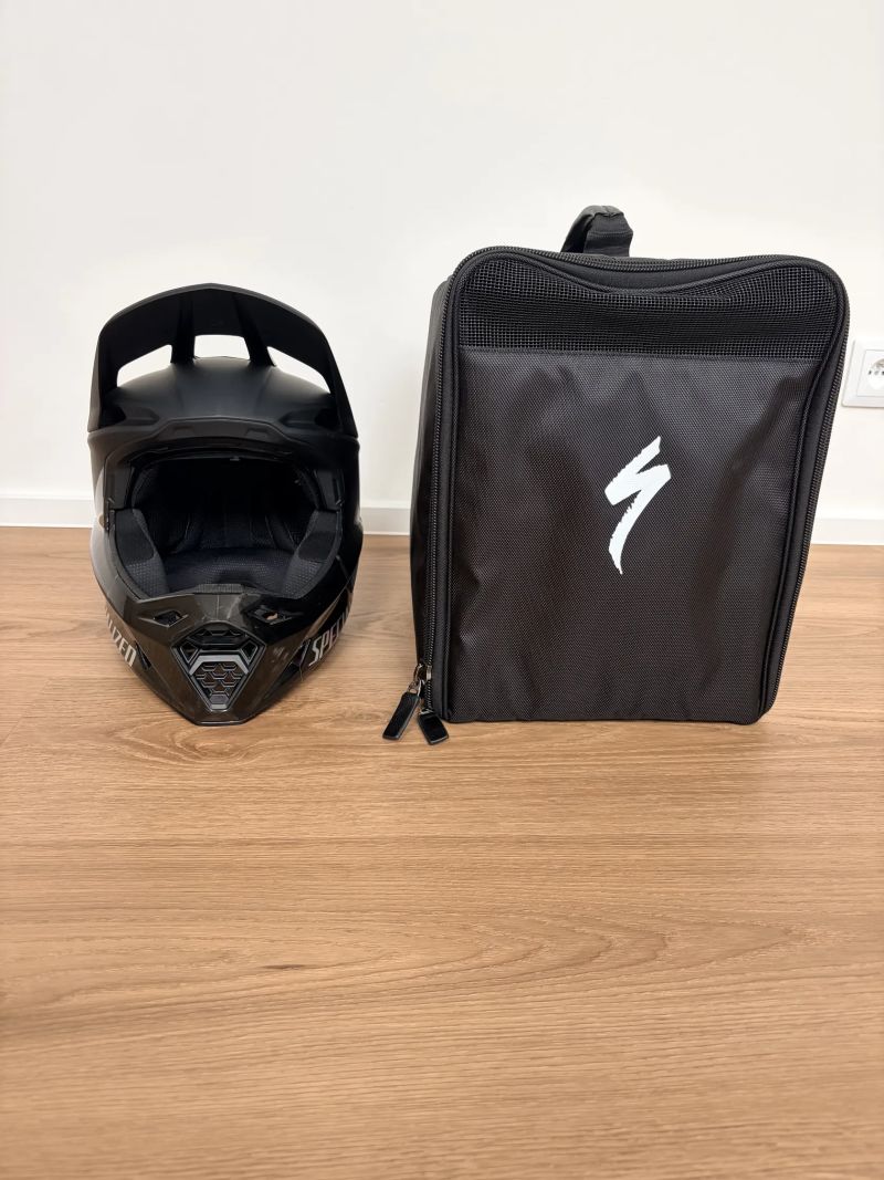 Specialized Dissident 2 (Carbon)