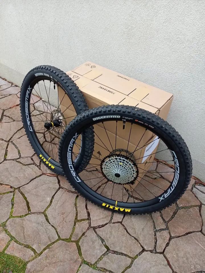 MAVIC Crossmax 27.5" 6D XD Boost - NOVÉ 