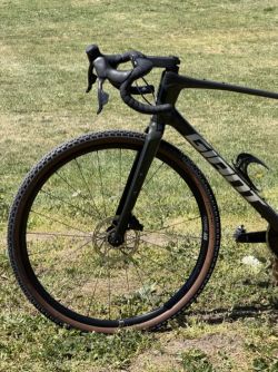 Gravel - Giant Revolt - Custom