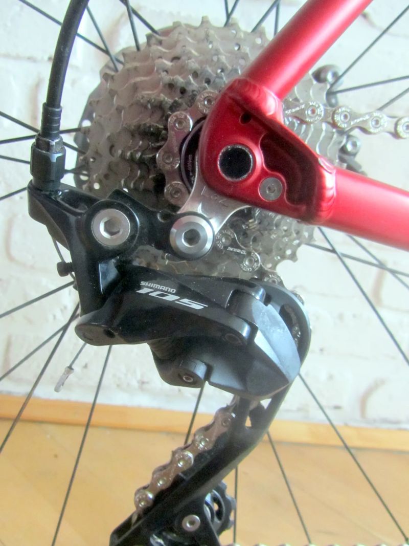 SILVERBACK STRELA ELITE na Shimano 105, vel XL. Zánovní. 1ROK ZÁRUKA