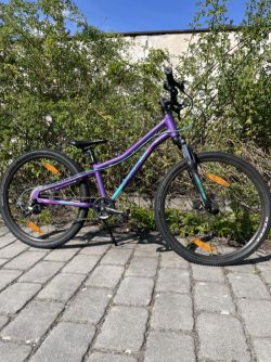 Merida Matts J24
