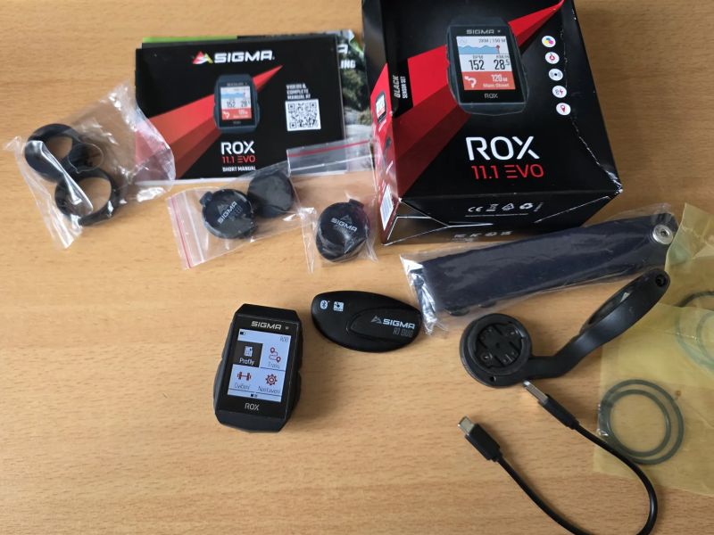 SIGMA GPS cyklopočítač ROX 11.1 EVO SENSOR SET