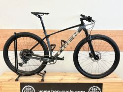 Trek Procaliber 9.7. karbonová kola Bontrager