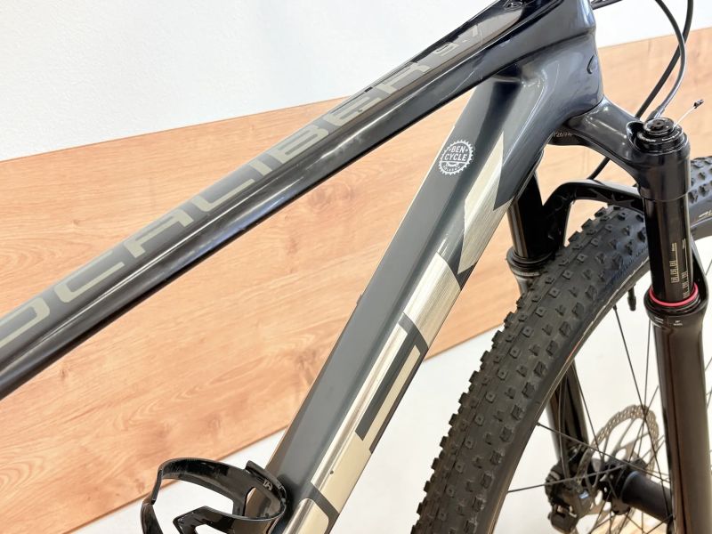 Trek Procaliber 9.7. karbonová kola Bontrager