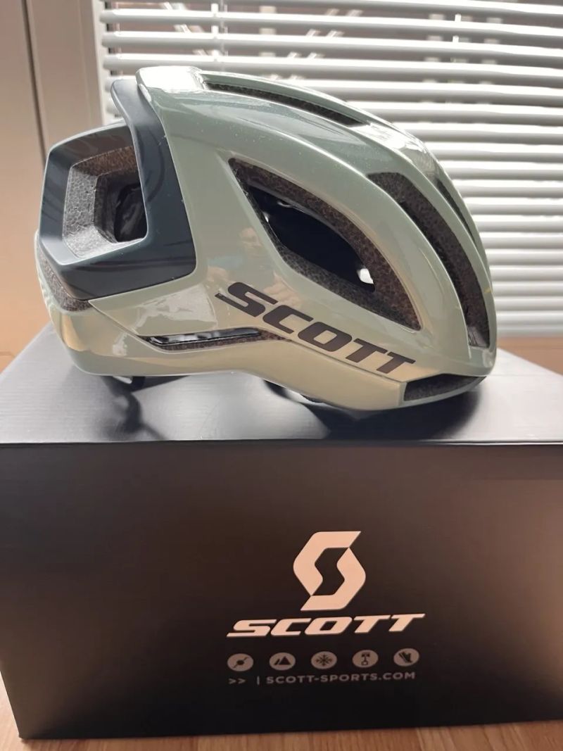 Cyklistická helma SCOTT Centric plus