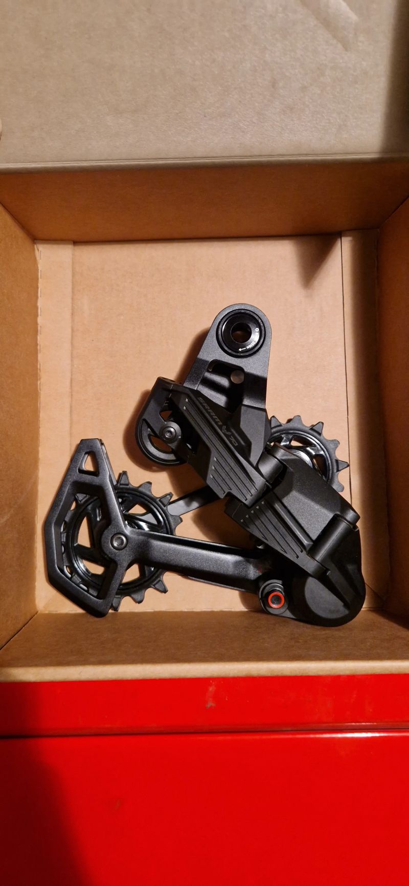 Přehazovačka a řazení SRAM Eagle 70 T-type