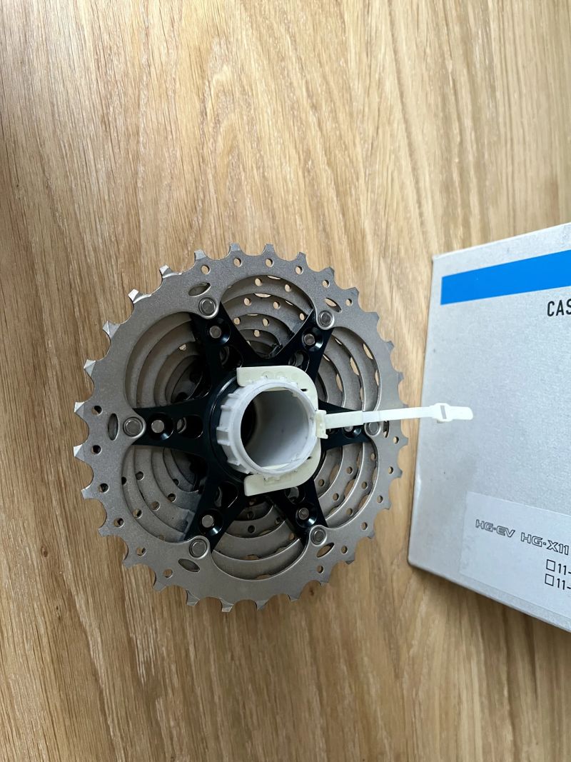 Nová kazeta Shimano Ultegra, CS-R8000 11-30z