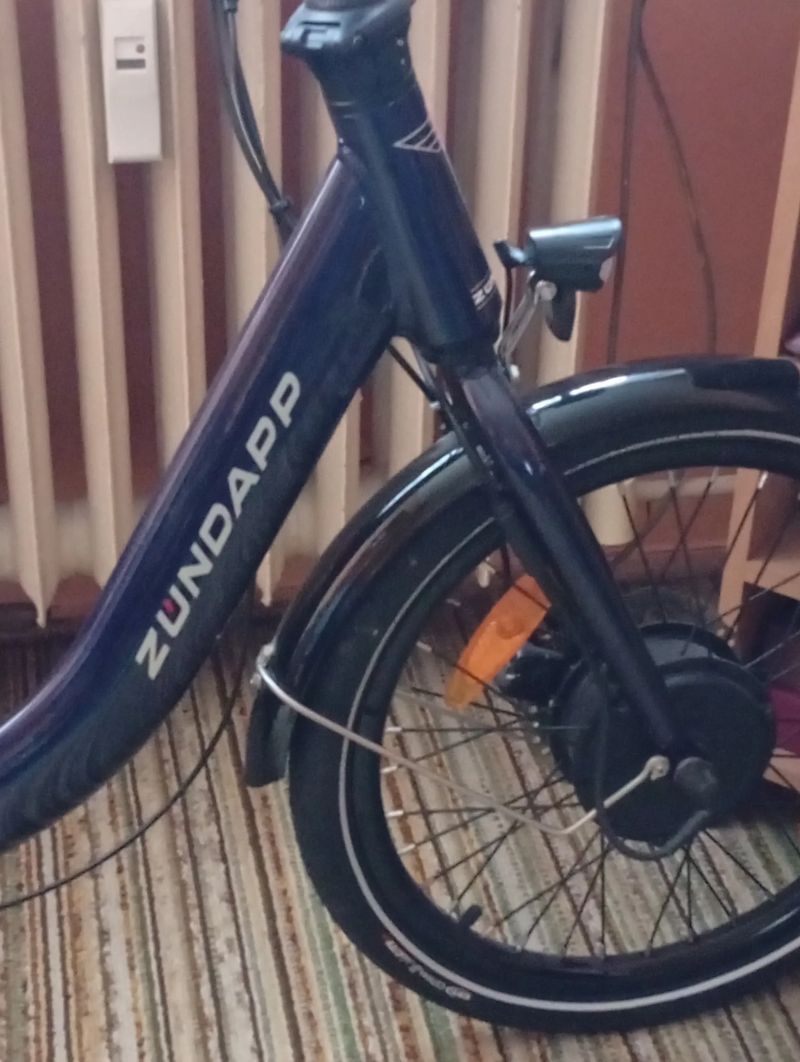 Skládací elektrokolo