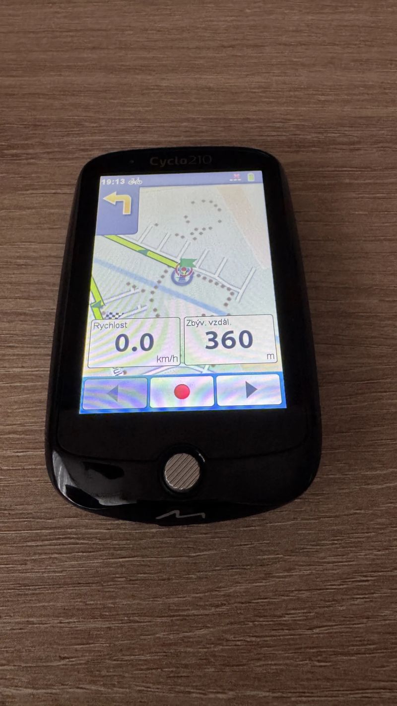 Cyklonavigace MIO 210