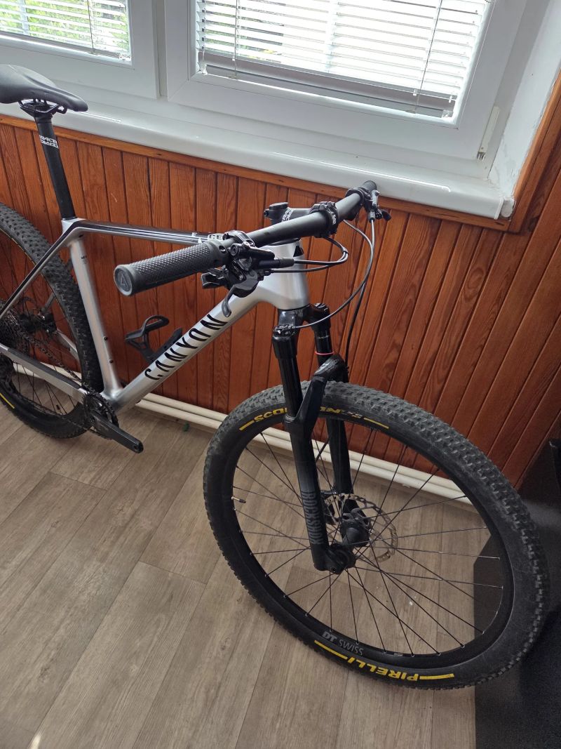 Canyon Exceed CF 5