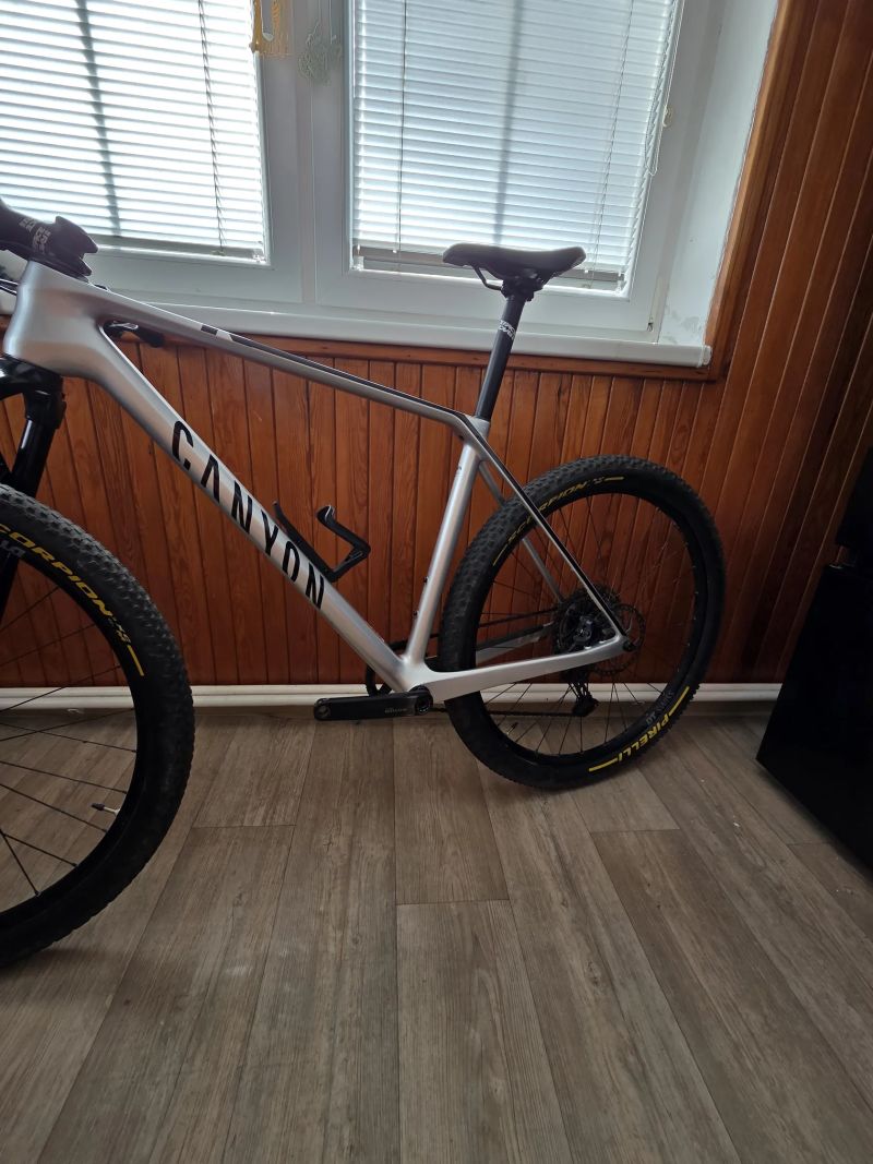 Canyon Exceed CF 5