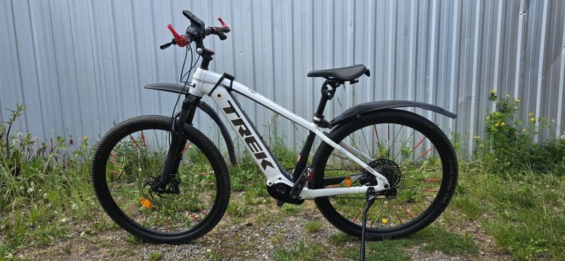 Trek Powerfly 5 - generace 4