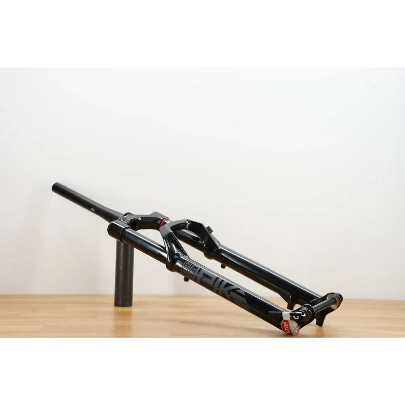 NOVÁ RockShox Pike Select RC 2026 (140mm / 29" / 44 Rake)