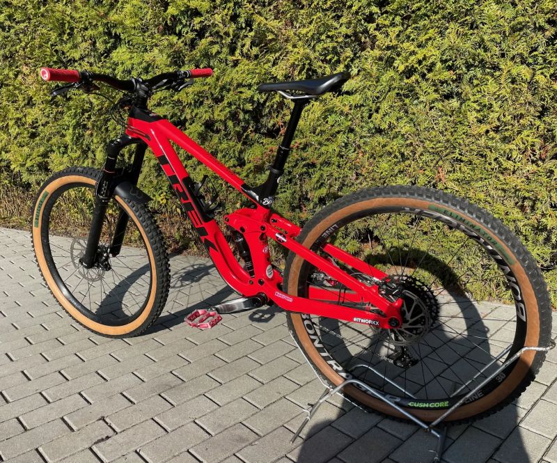 Trek Slash 7